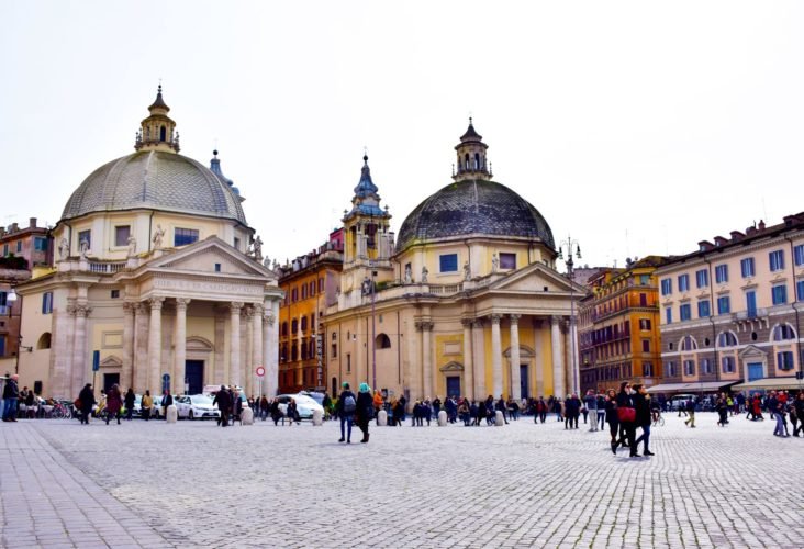 Фото Sightseeing tour of Rome by car
