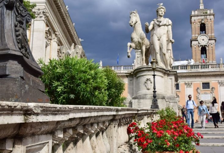 Фото Sightseeing tour of Rome by car