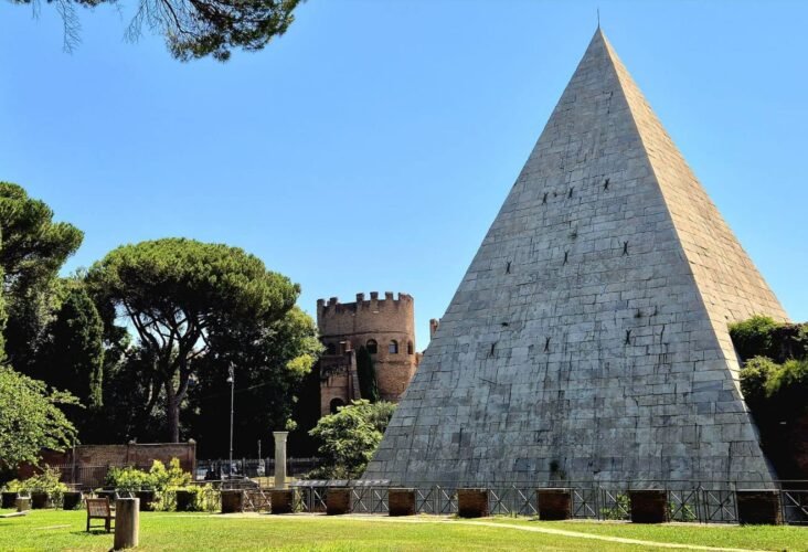 Фото Sightseeing tour in Rome